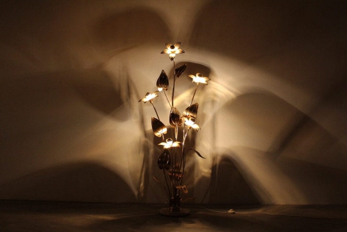 "Flower lamp, 5 lights