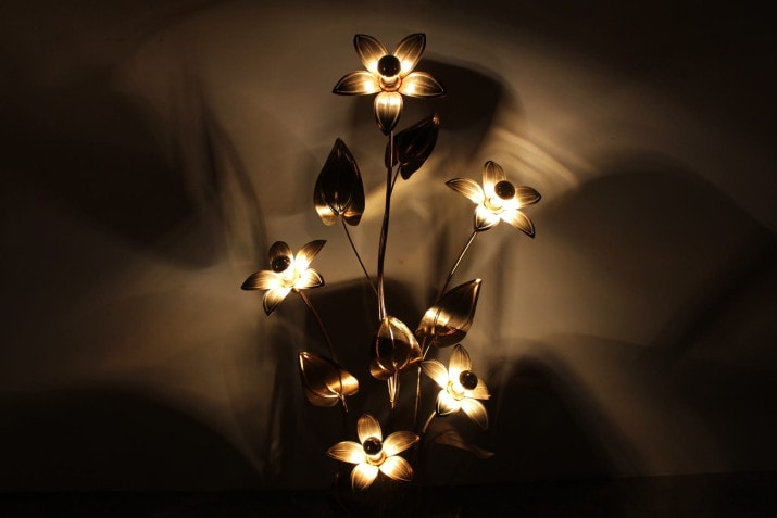 "Flower lamp, 5 lights
