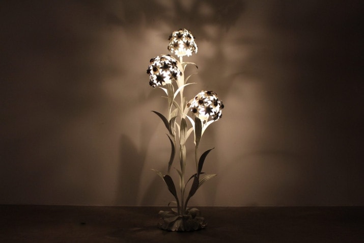 Flowerball" floor lamp