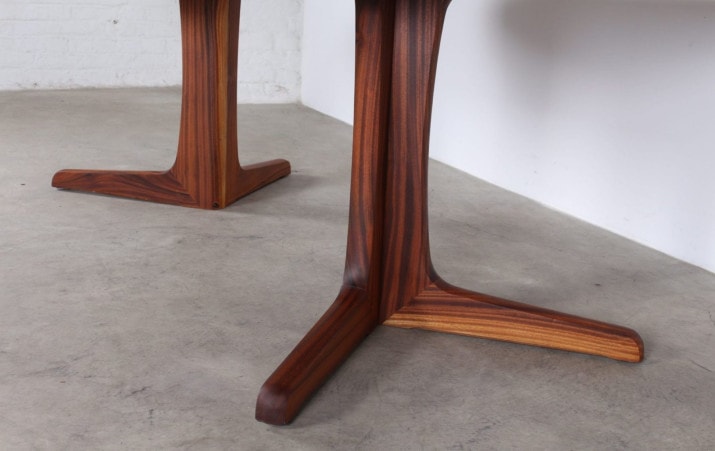 Danish extension table