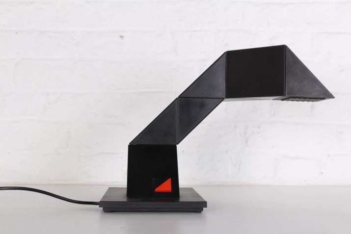 Zigzag" desk lamp - Chan Shui for E-Lite