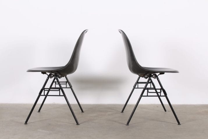 2 "DSS" Charles Eames Herman Miller chairs