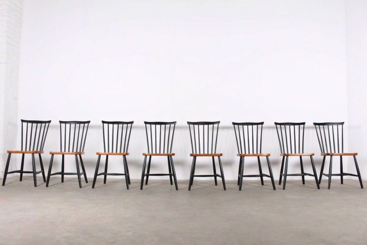 8 "SH 41" chairs - Yngve Ekström