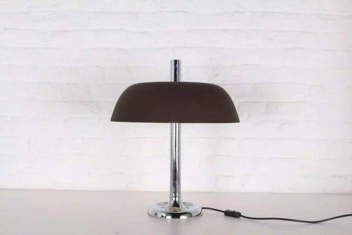 7377" Hillebrand lamp
