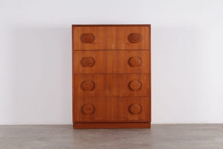 Danish chest of 4 drawers