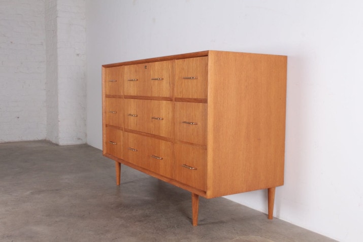 1950s drawer cabinet in the Suzanne Guiguichon style.