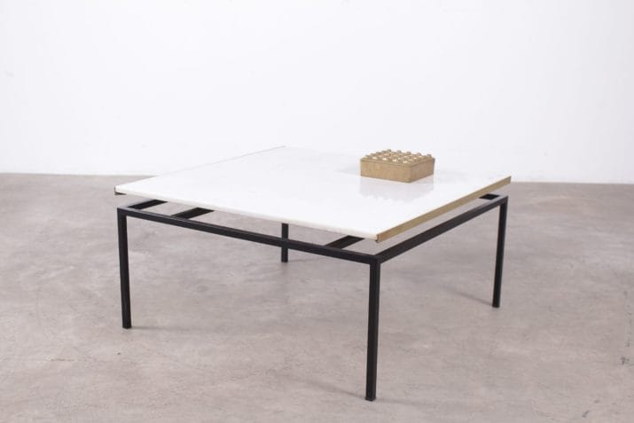 table basse moderniste France marbre laiton acier 6 scaled