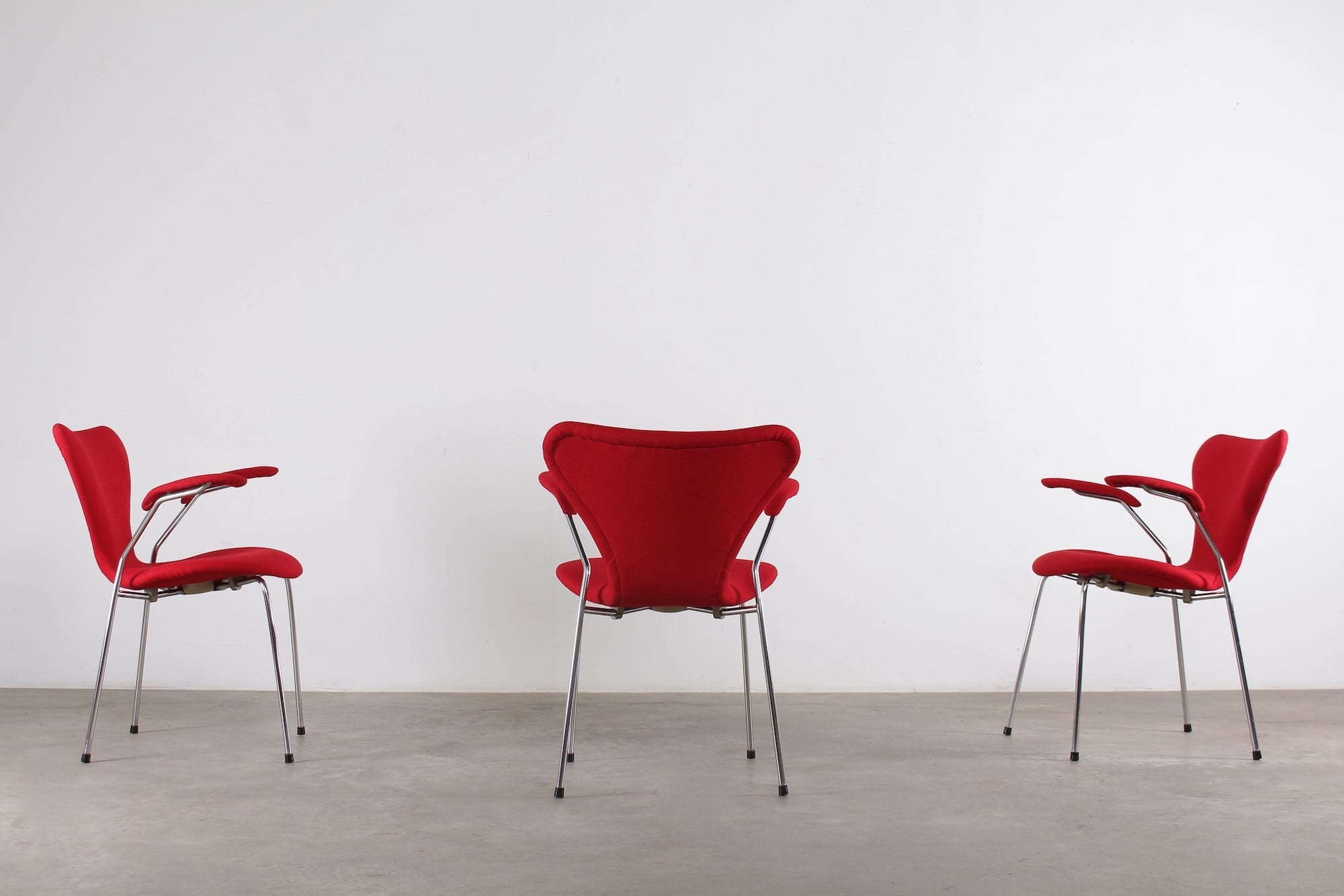 ARNE JACOBSEN stoel serie 7