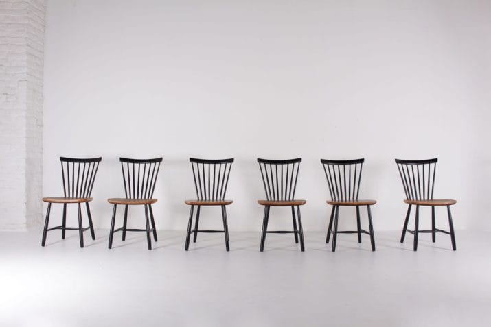 6 Scandinavian chairs
