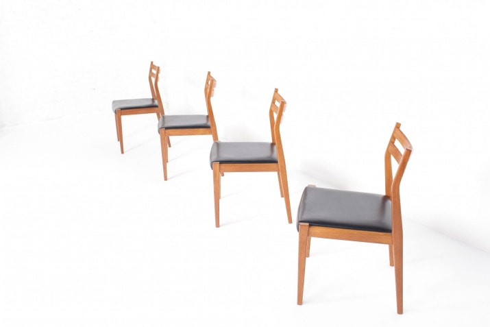4 Italiaanse stoelen circa 1960