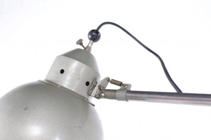 Rare workshop lamp with counterweight "Kindermann