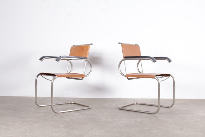 Pair of Marcel Breuer "Cantilever" chairs cognac leather