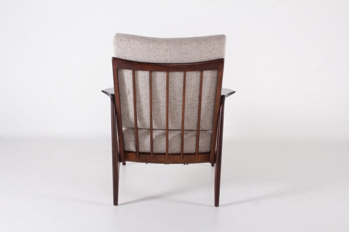 Scandinavian style armchair Knoll Antimott
