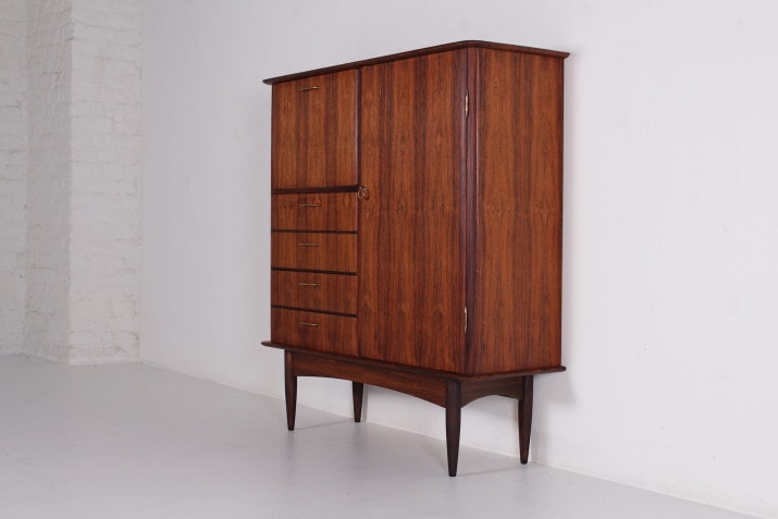 Bar Cabinet in rosewood