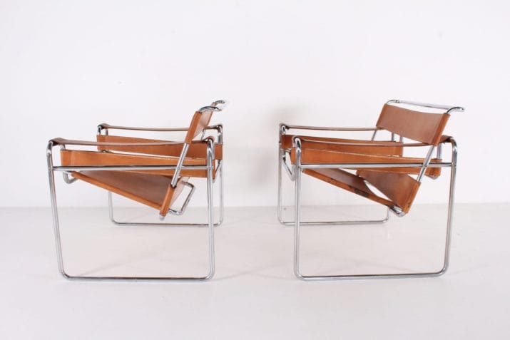 Pair of "Wassily" armchairs in fawn leather / cognac after M. Breuer
