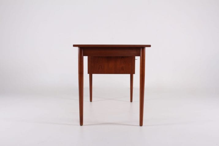 Elegant little Danish desk
