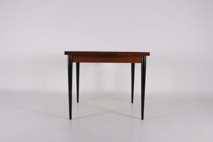 table carrée style hendrickx 2allongesIMG 9896