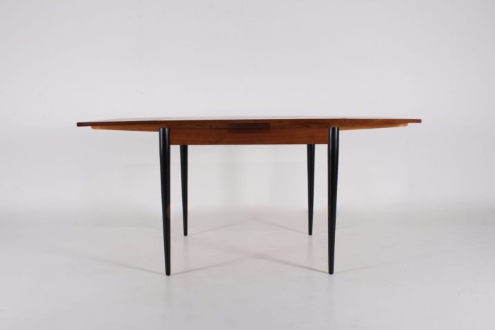 Alfred Hendrickx style extension table