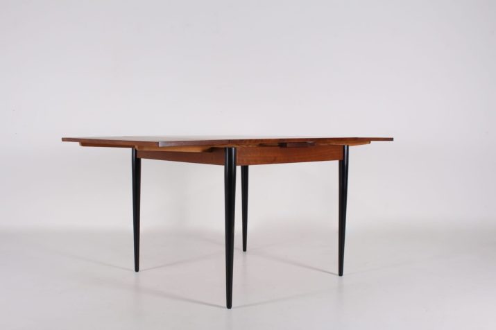 table carrée style hendrickx 2allongesIMG 9899