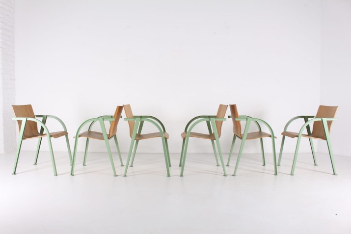chaises acier vertes prouvé rietveldIMG 1055