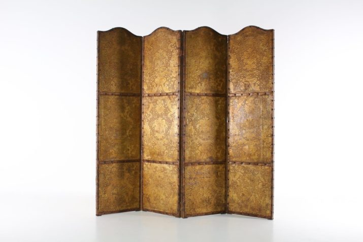 Baroque screen in Cordoba leather