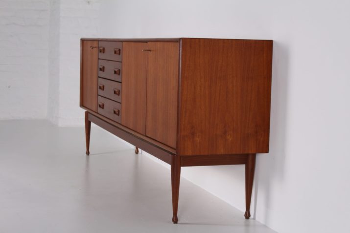 enfilade sideboard PV pieds goutteIMG 3006