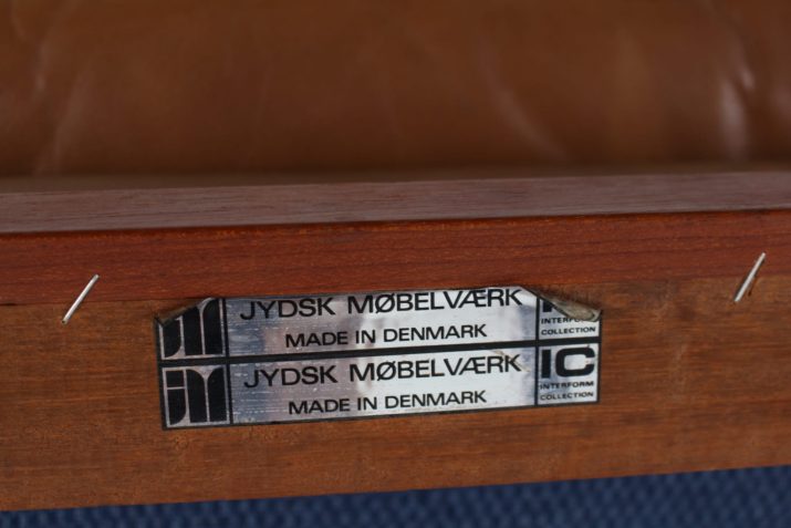 Twee cognac lederen fauteuils JYDSK Denemarken