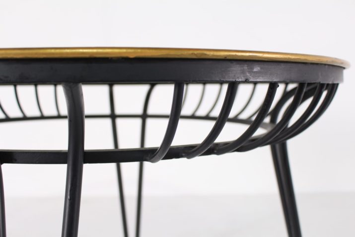 Round coffee table Matégot style