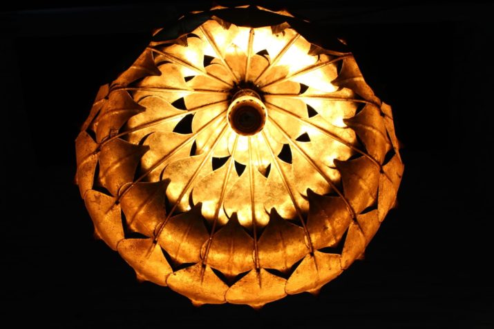 Hans Kögl golden leaf chandelier
