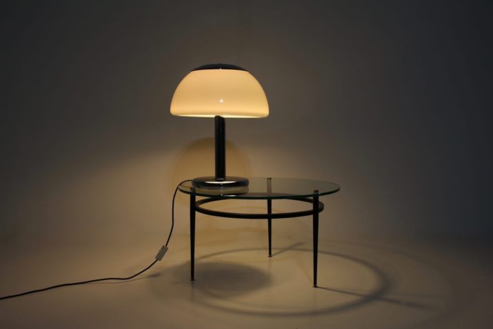 Space-age mushroom lamp