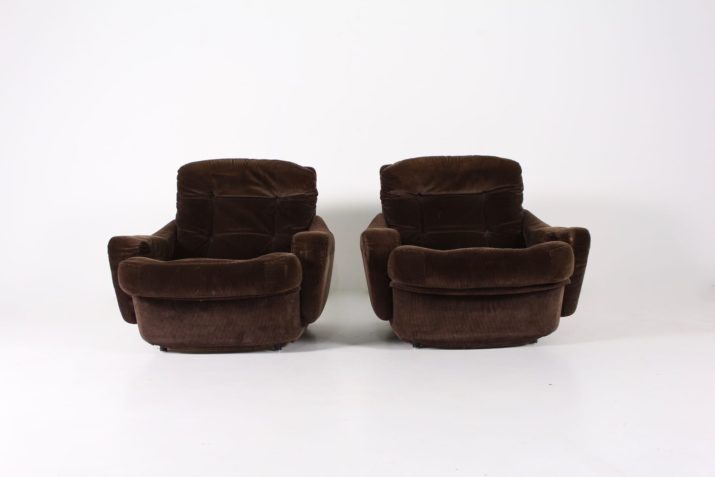 Pair of Airborne velvet armchairs