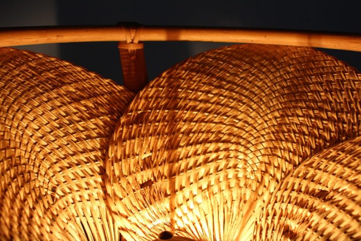 Uchiwa style bamboo floor lamp