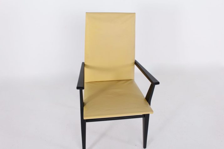 fauteuil skai jaune accoudoirs laqué noir compas boomerangIMG 1655