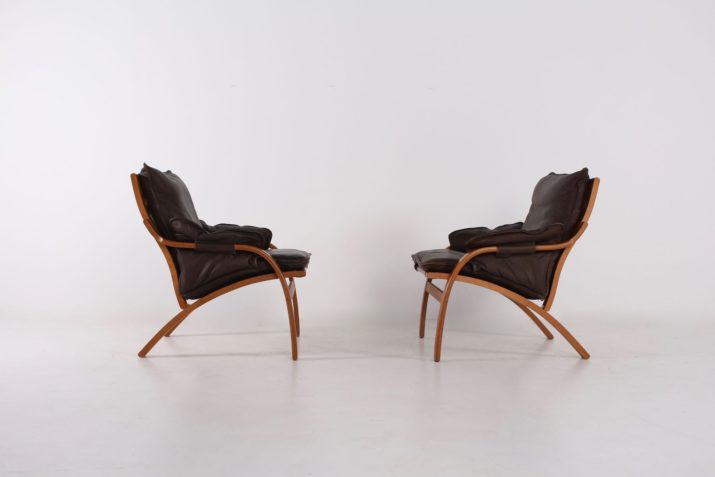 2 Danish leather recliners