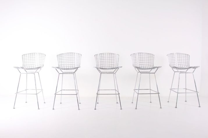5 chrome stools Harry Bertoïa & Knoll