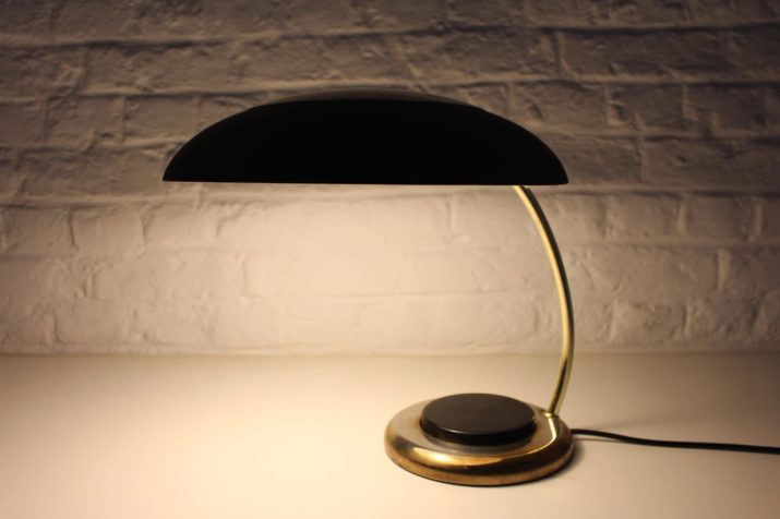 Lampe Bureau Noire CuivreIMG 9853