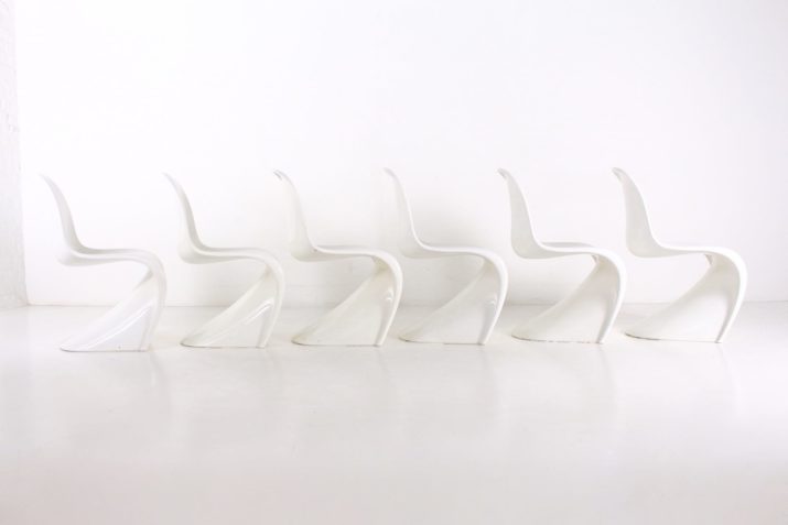 6 chairs 'Panton' in fiberglass.