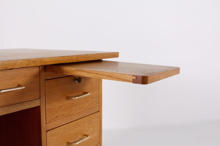 Small French Desk Blond OakIMG 6234