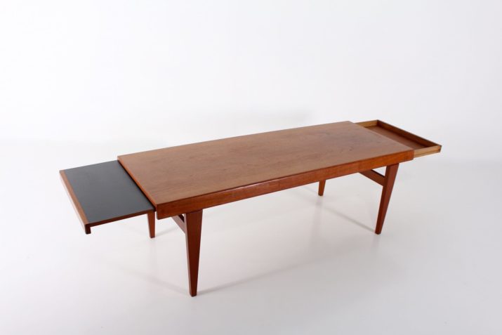 Teak coffee table with drawerIMG 5745