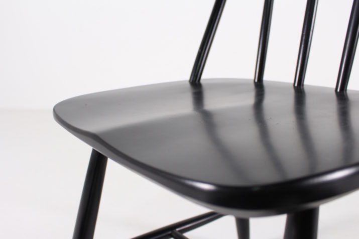 Ercol stoel, Tapiovaara stijl, zwart.