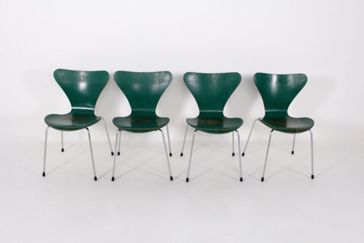 Chairs Arne Jacobsen & Fritz Hansen