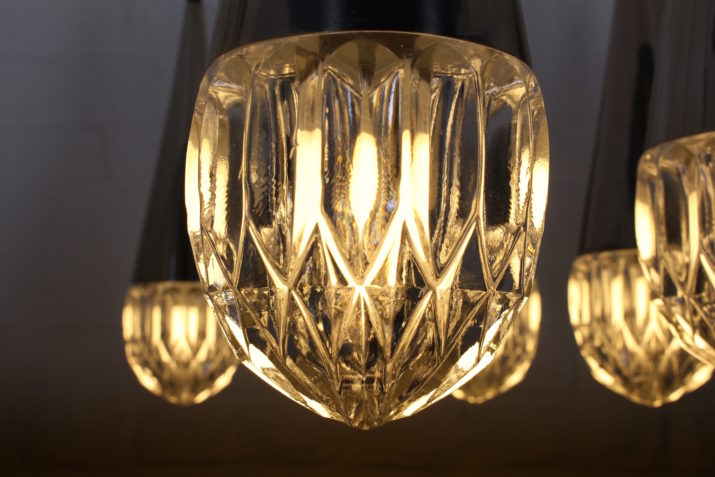 8 lights chandelier in crystal drops