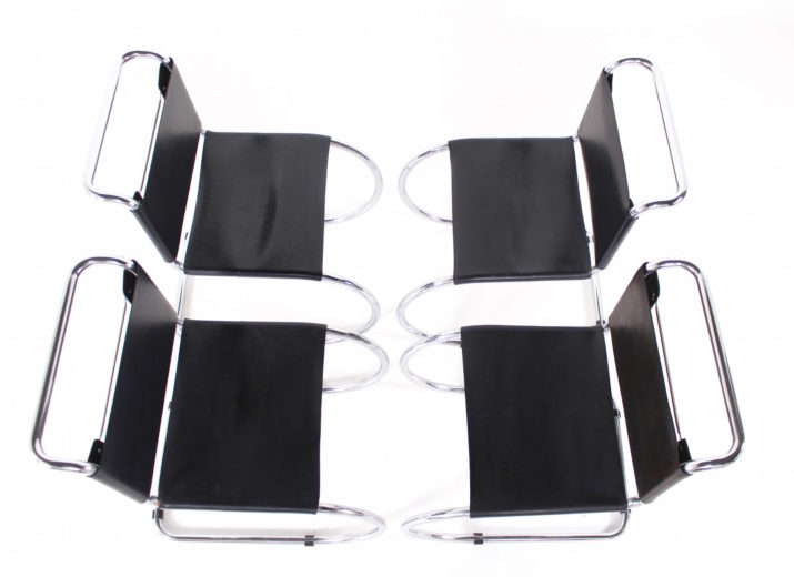 4 "MR10 Cantilever" stoelen Mies van der Rohe
