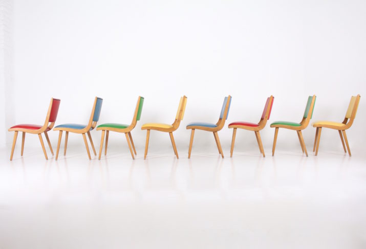 8 stoelen stijl Jens Risom