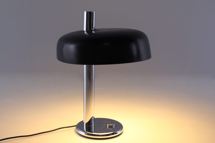 Lampe Bureau Chrome Métal NoirIMG 4998