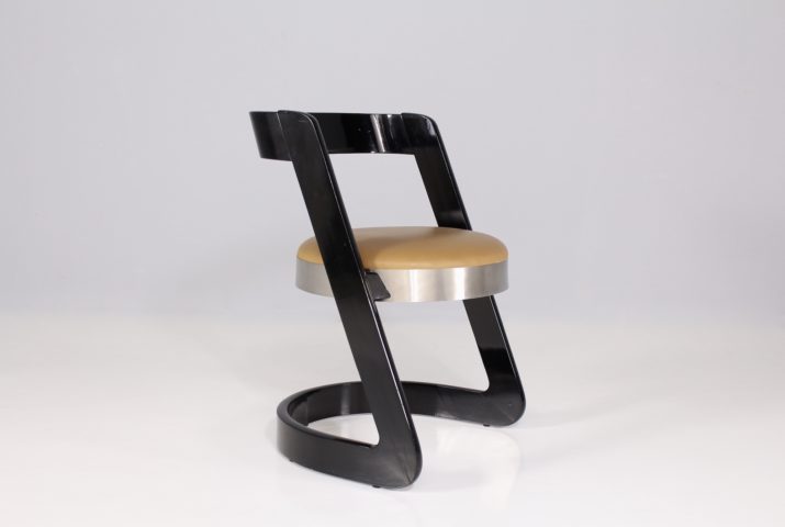 Willy Rizzo & Mario Sabot cantilever chair