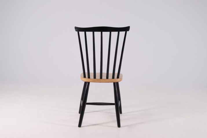 Bicolor Chair Style TapiovaaraIMG 0861
