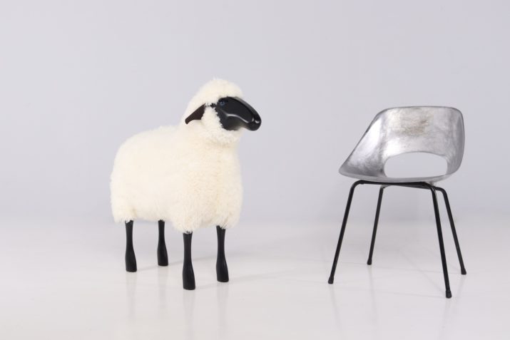 Sheep Stool (XL) Hanns Peter Krafft.