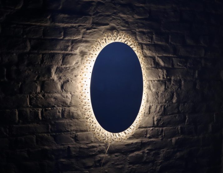 Oval Lighted MirrorIMG