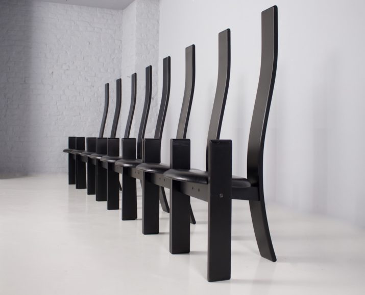 Vico Magistretti, 8 Golem Chairs